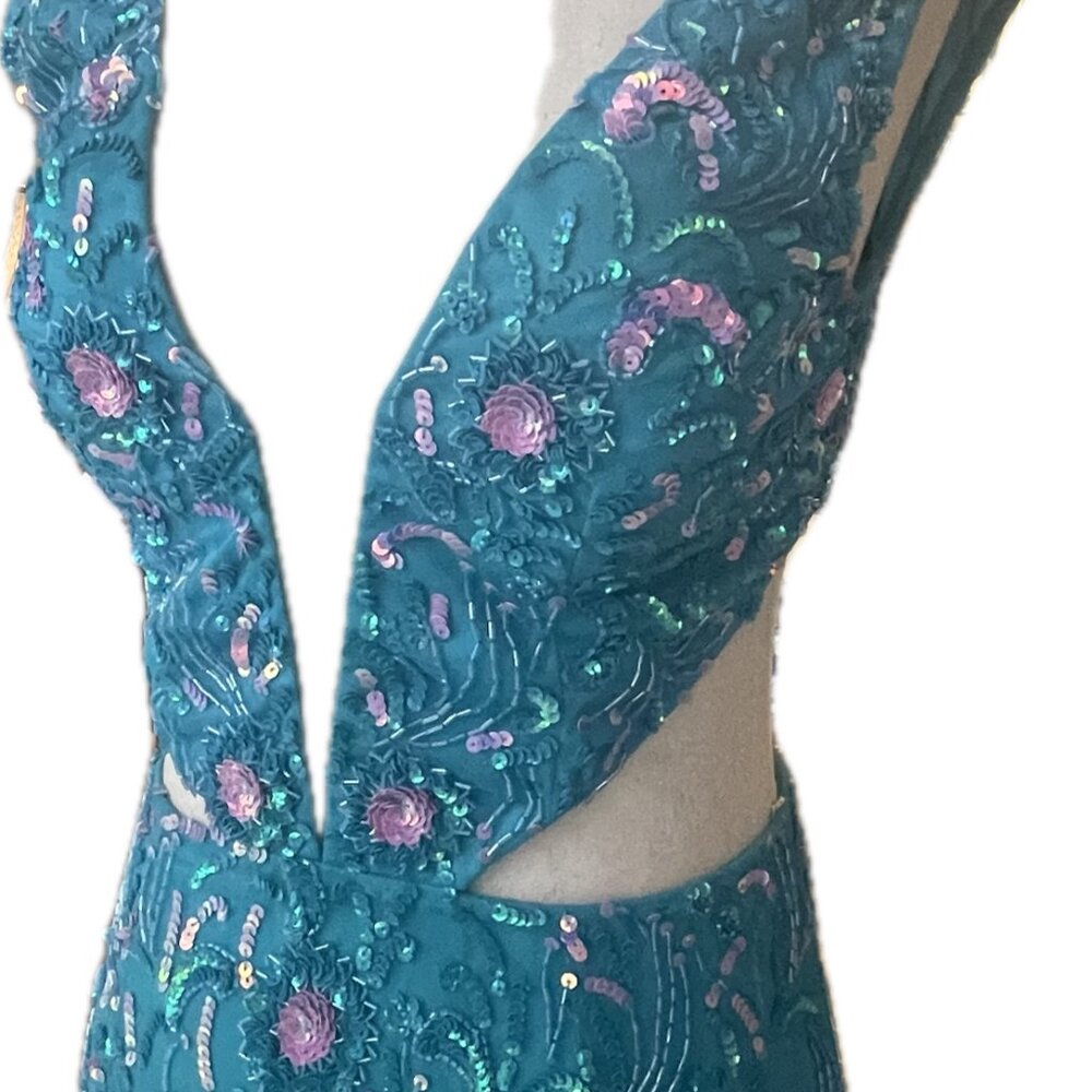 Aleta, Size 2, Turquoise - Picture 8 of 8